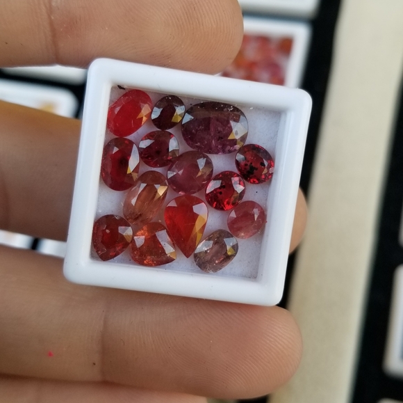 Natural unheated rubies - Picture 5 of 8